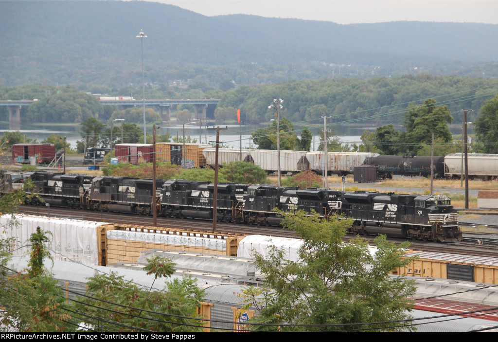 A string of SD70Ms in Enola yard